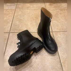 Steve Madden Black Jones Zippered Ankle Boots